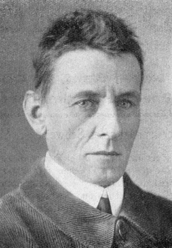 Carl Albert Loosli in an early, undated photograph wearing a tie.